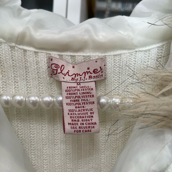 Off White Quilted Puffer Vest faux fur collar Hoodie Size M Vest LAST CALL ITEM! - Picture 4 of 10